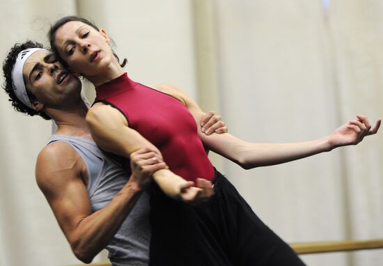 Helen Boucher and Thiago Bordin