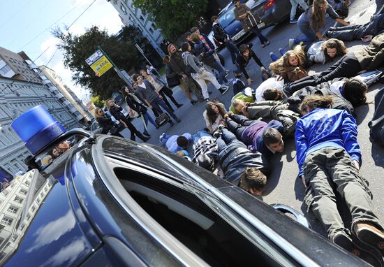 Planking day in Moscow
