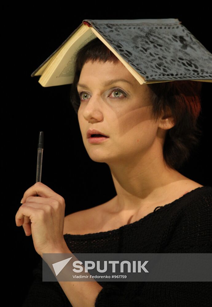 First Russian production of Tom Stoppard's play "Rock'n'roll"