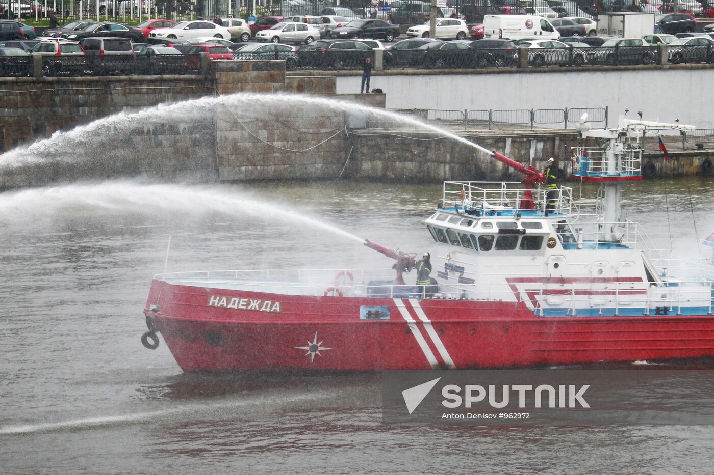 Tactical fire-fighting exercises of MES on "Bagration" bridge