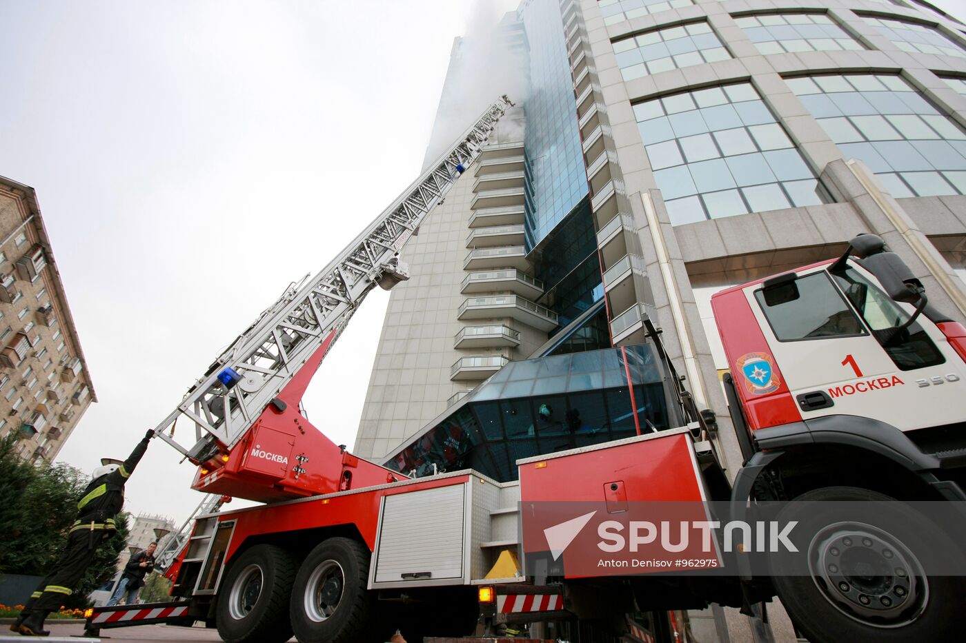 Tactical fire-fighting exercises of MES on "Bagration" bridge