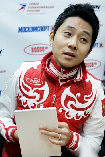Press conference about beginning of new season for short-track