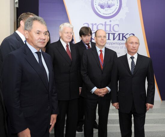 Vladimir Putin visits North Western Federal District