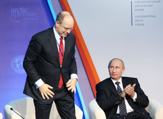 Vladimir Putin visits North Western Federal District