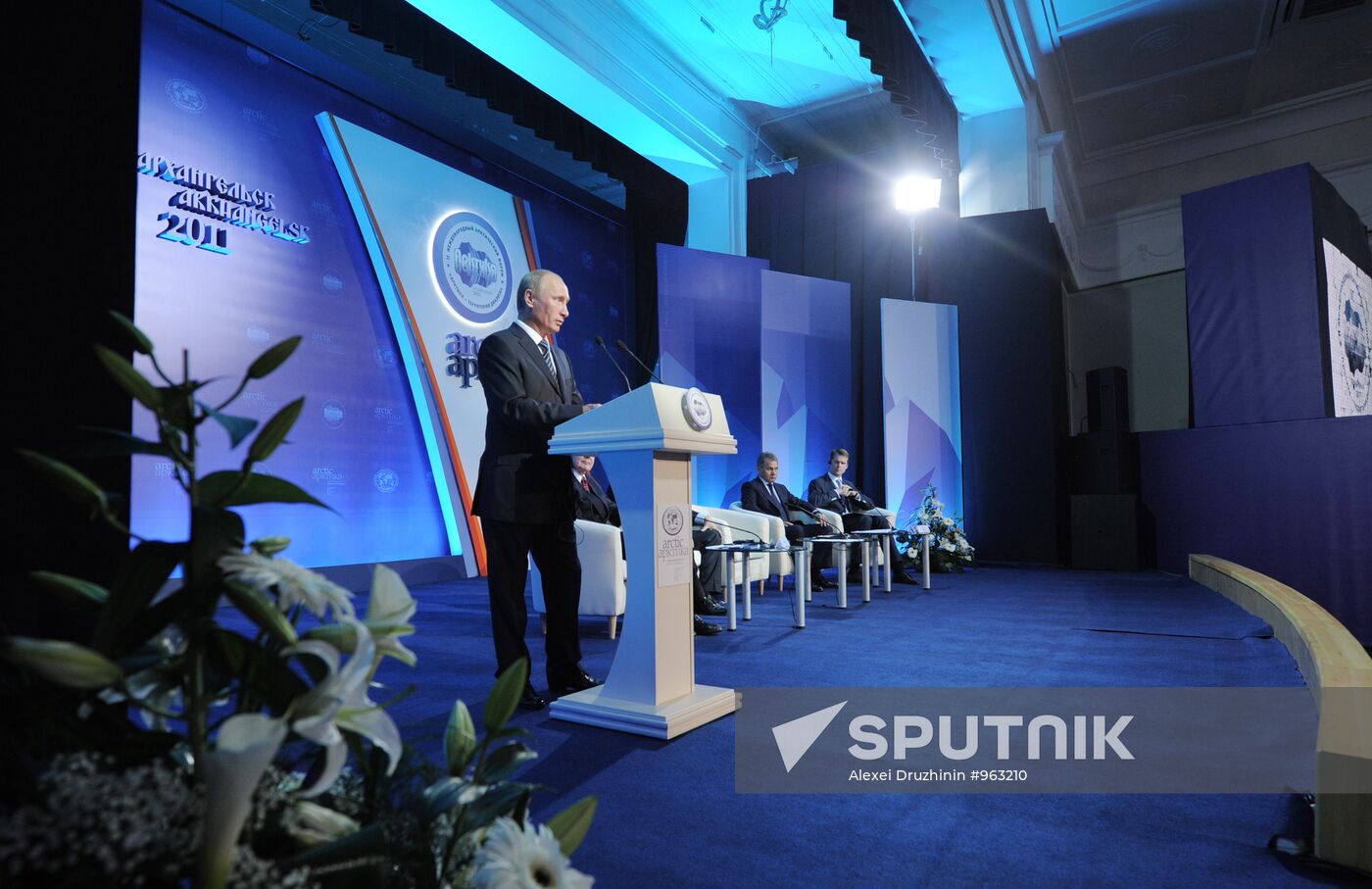 Vladimir Putin visits North Western Federal District