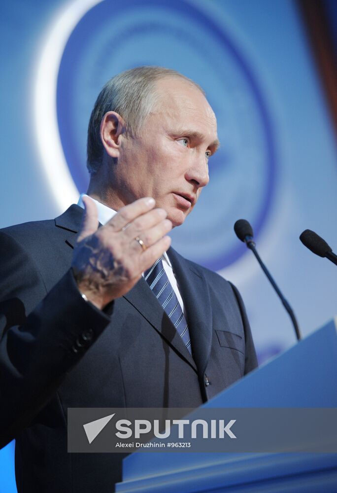 Vladimir Putin visits North Western Federal District
