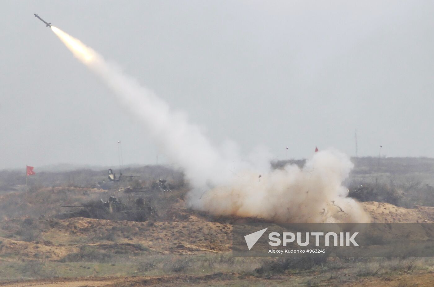 Military exercise "Center-2011" on the Ashuluk range