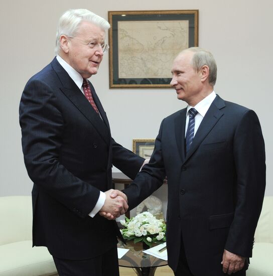 Vladimir Putin visits North Western Federal District