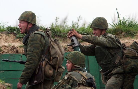 Training motorized rifle regiment in Baltic Fleet coastal forces