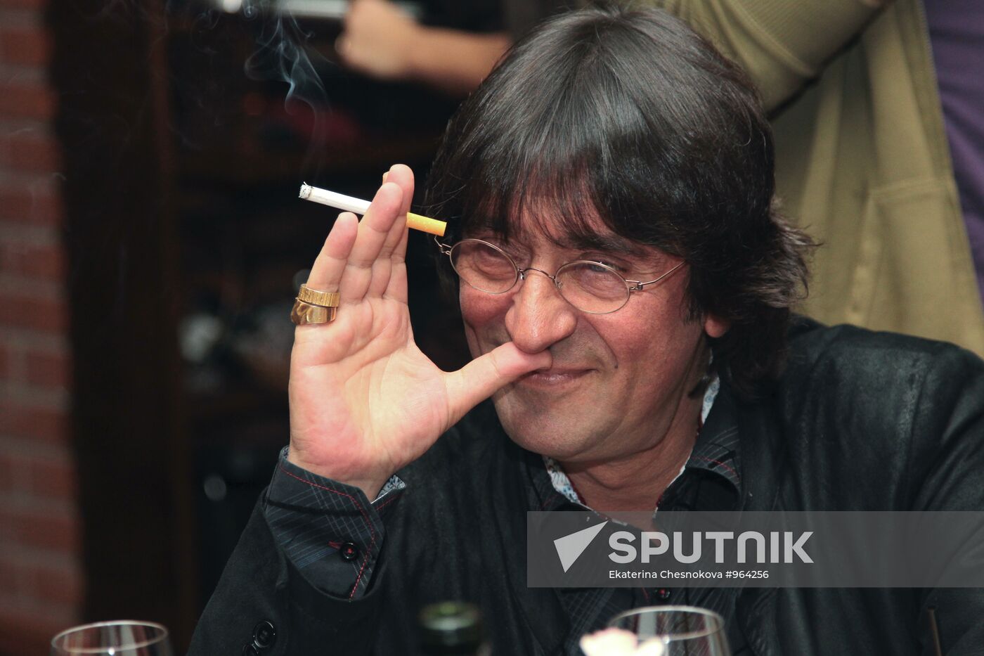 Oleg Menshikov's gastronomic theater "Chemodan"
