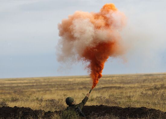 Center 2011 military exercise in Astrakhan Region