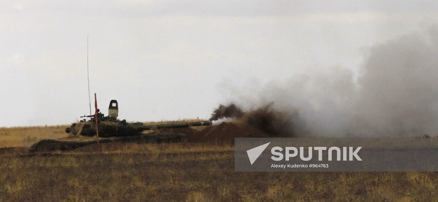 Center 2011 military exercise in Astrakhan Region