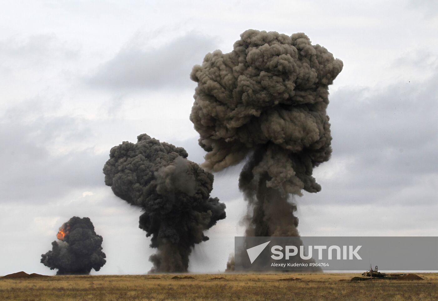 Center 2011 military exercise in Astrakhan Region