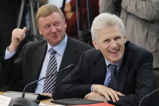 Anatoly Chubais and Andrei Fursenko
