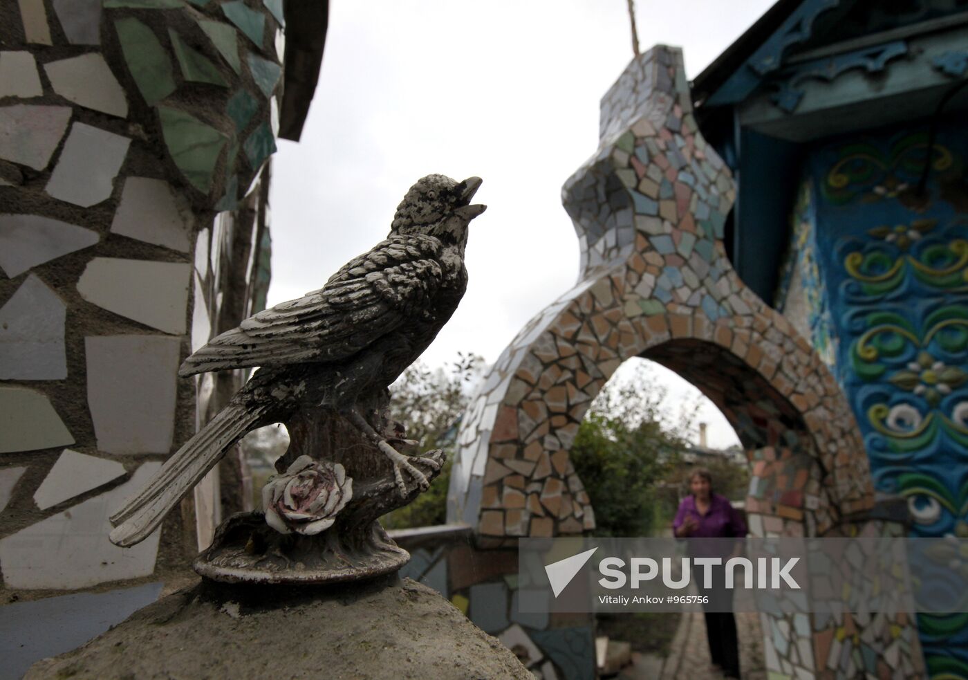 Palace built from consturction waste in Primorye Territory