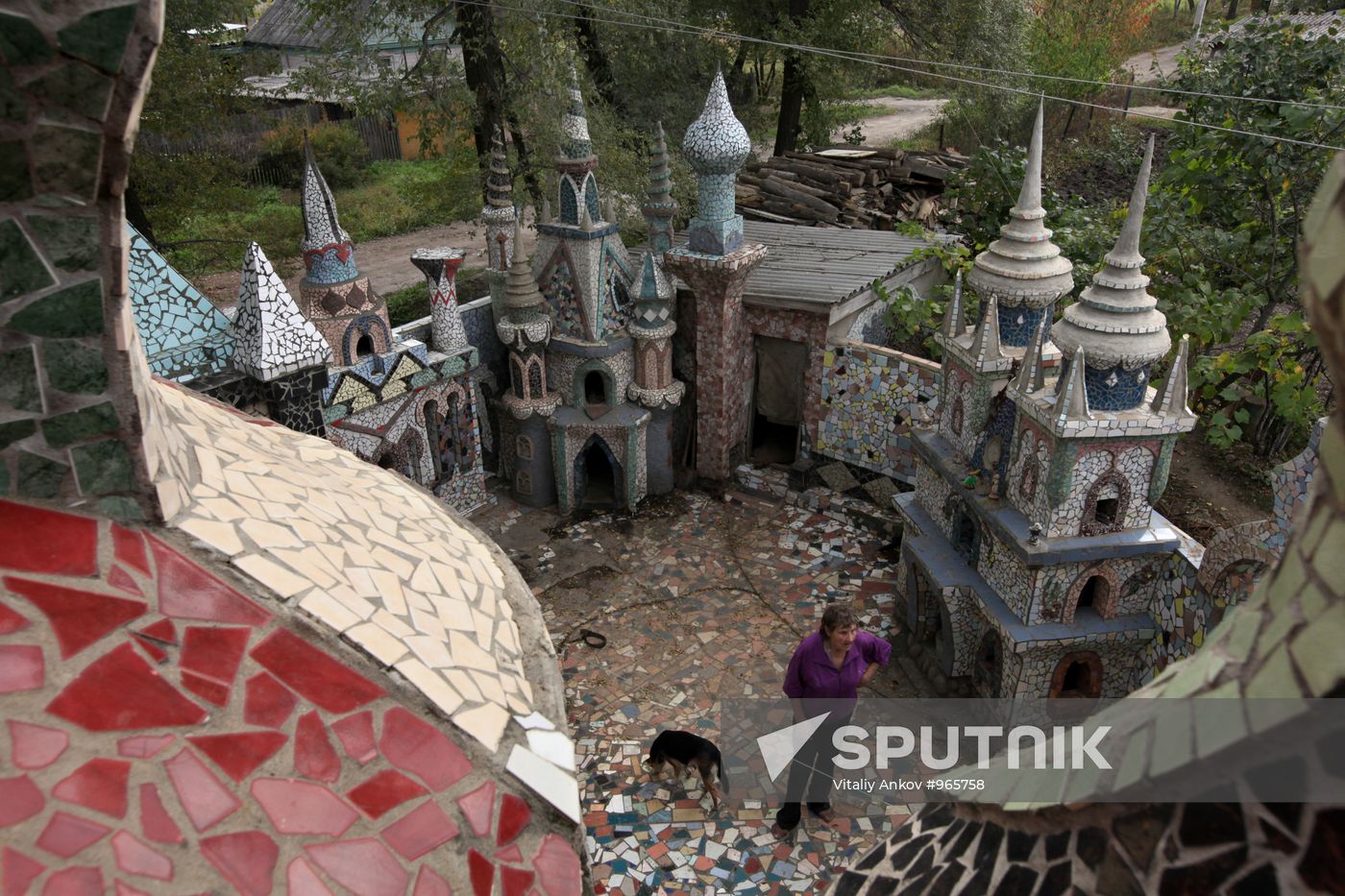 Palace built from consturction waste in Primorye Territory