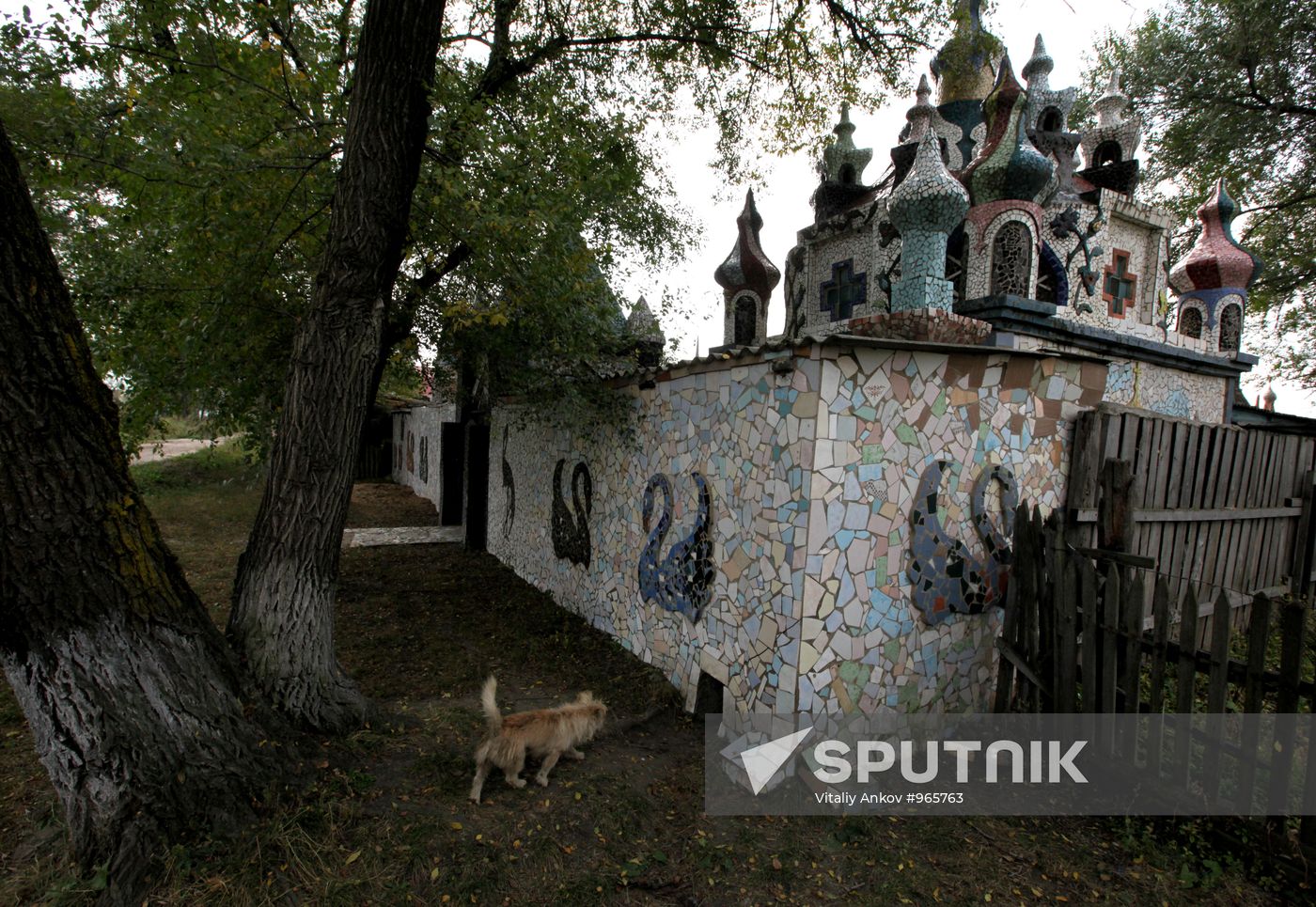 Palace built from consturction waste in Primorye Territory