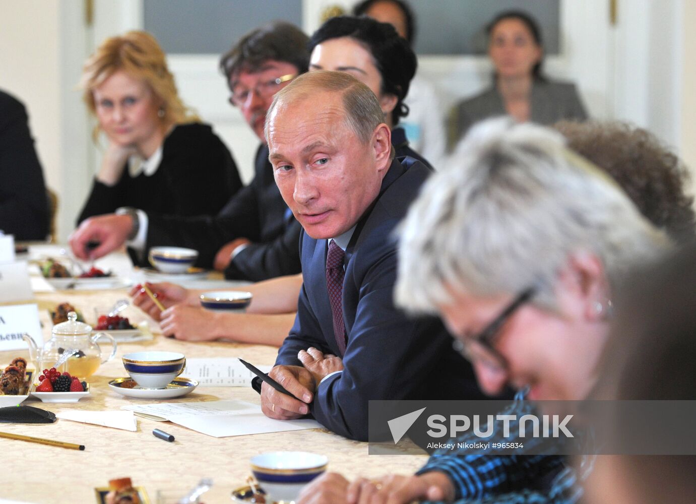 Prime Minister Vladimir Putin meets with writers
