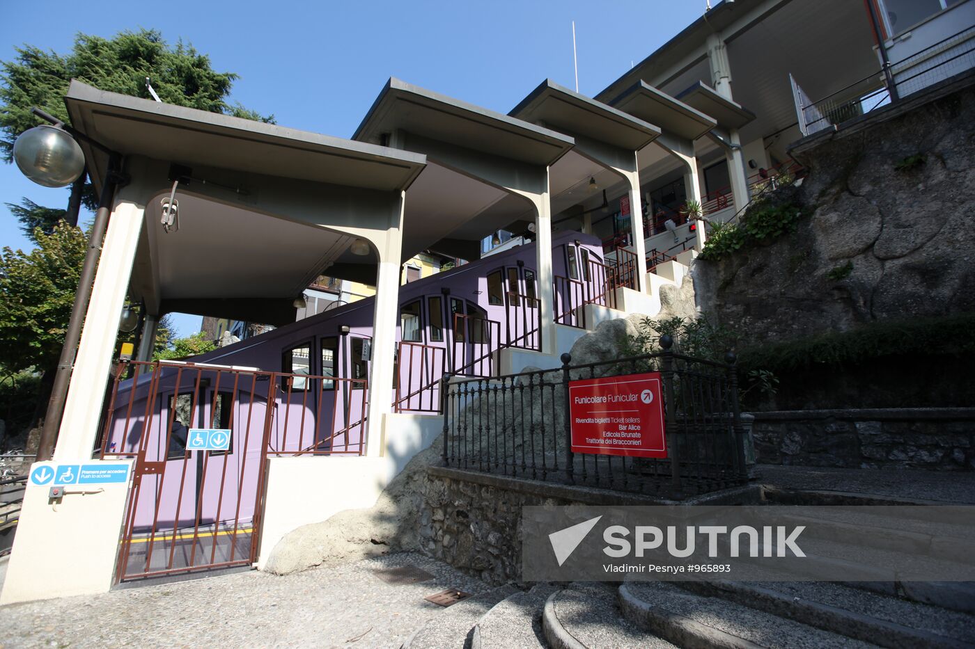 Cities of the world: Como