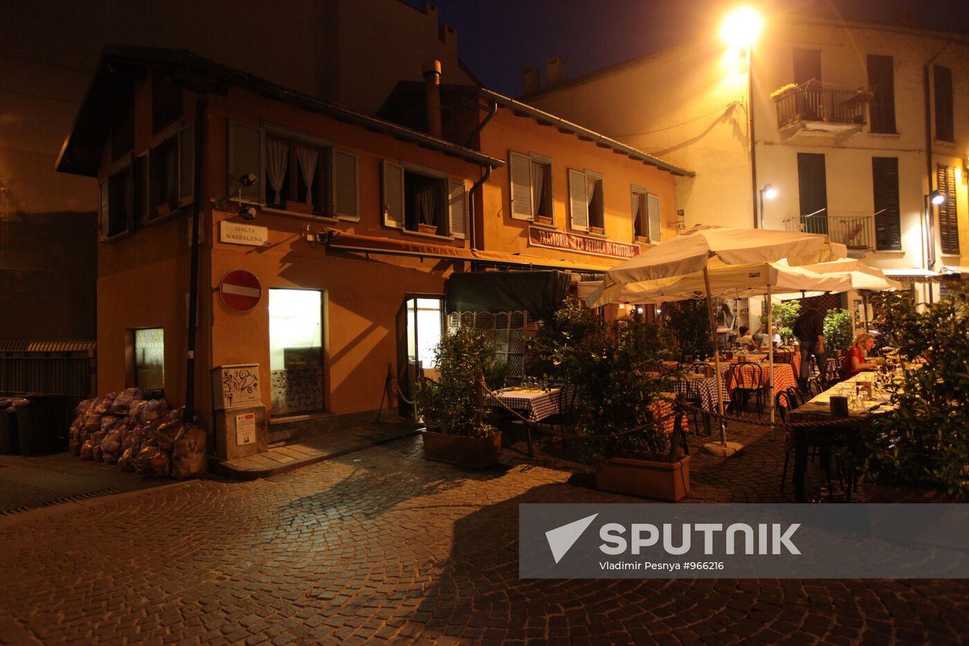 Cities of the world. Italy