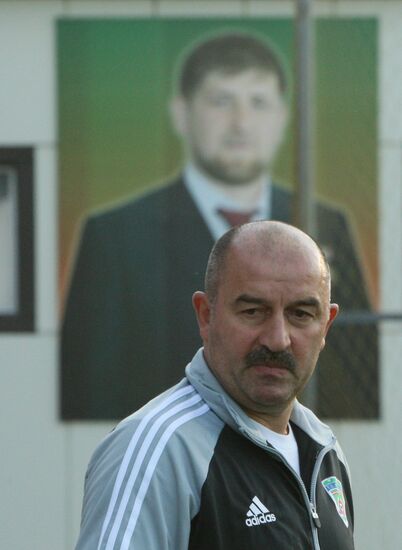 First training of FC "Terek" under direction of S. Cherchhesova