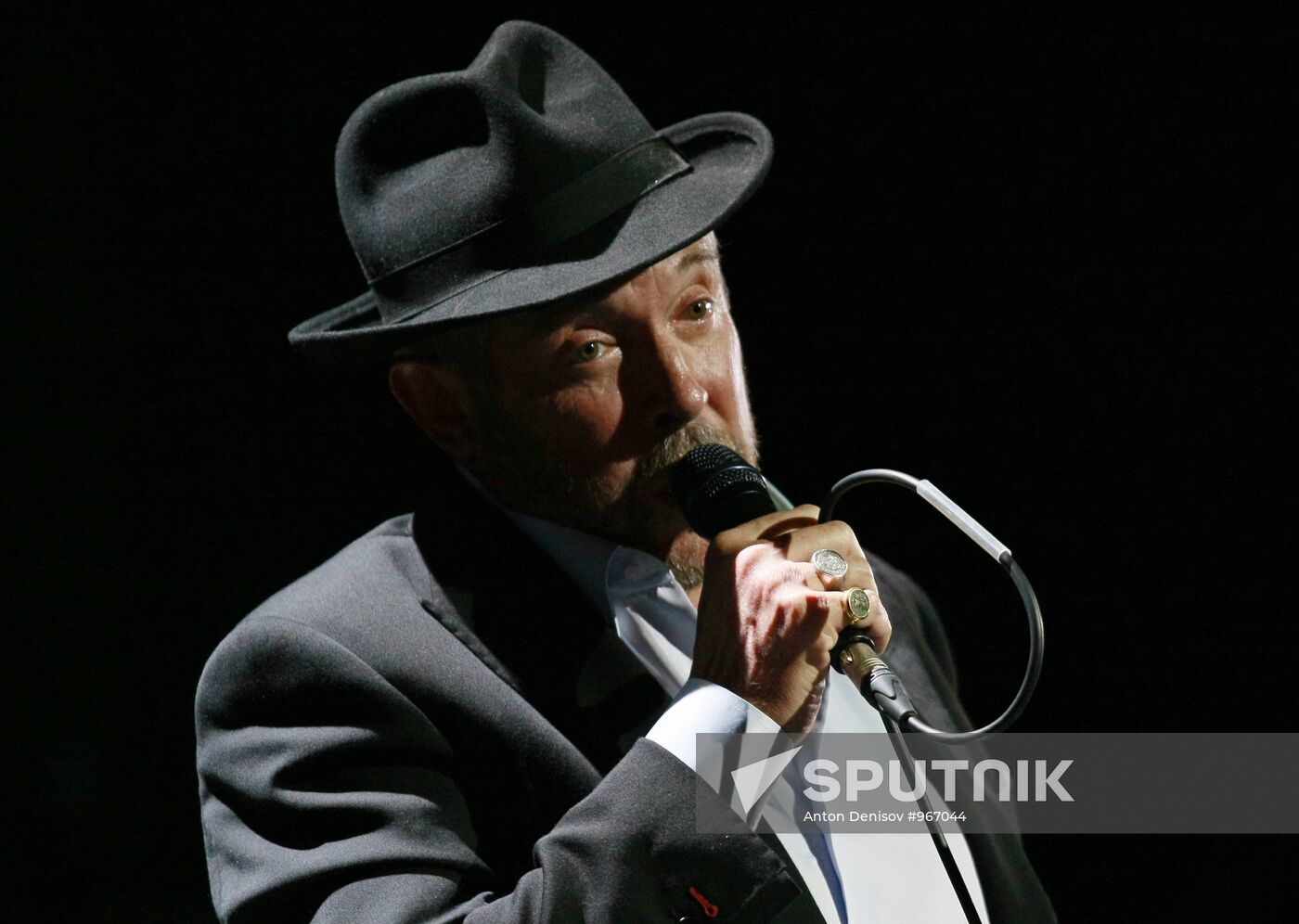 Andrei Makarevich at Time Flies anniversary concert in Moscow