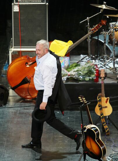 Andrei Makarevich at Time Flies anniversary concert in Moscow