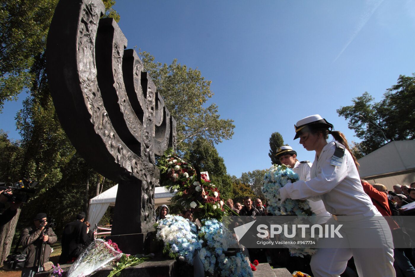 Commemorative rally staged near Baby Yar memorial in Kiev