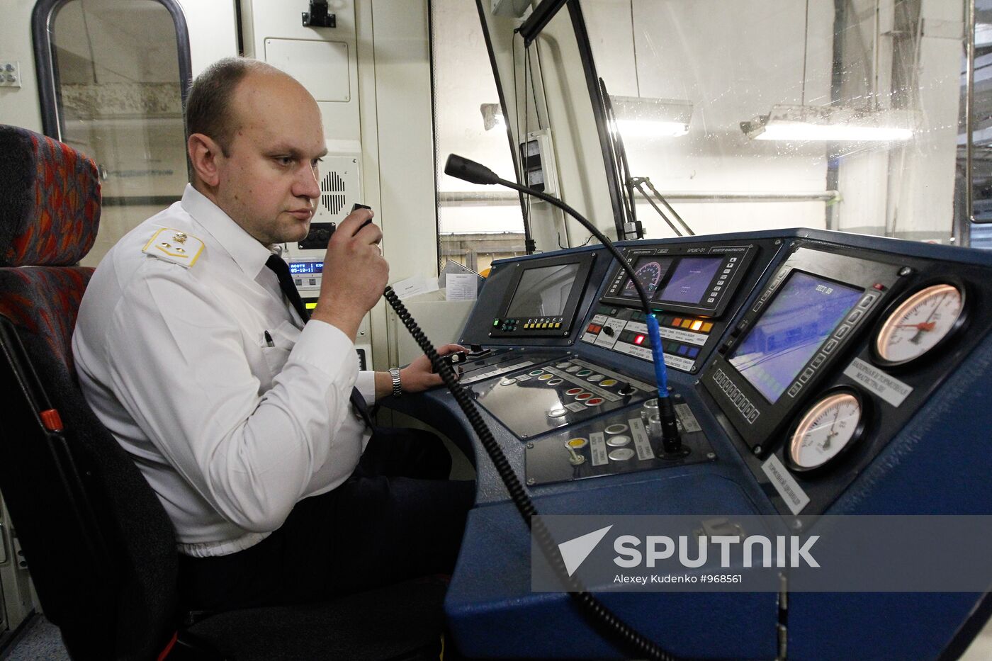 Testing trains for Moscow Metro