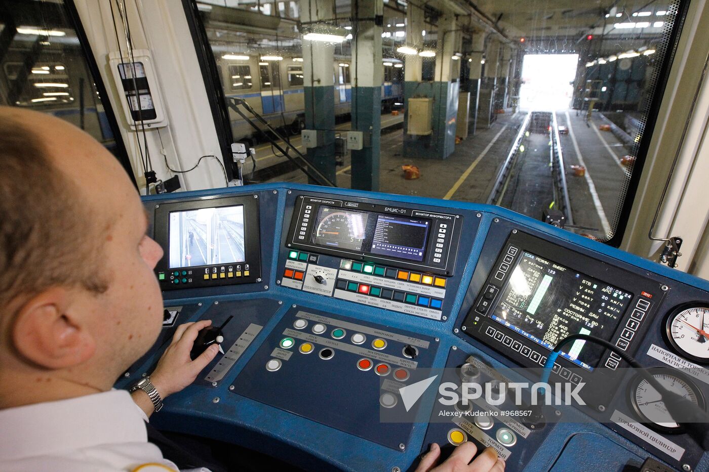 New metro train tested