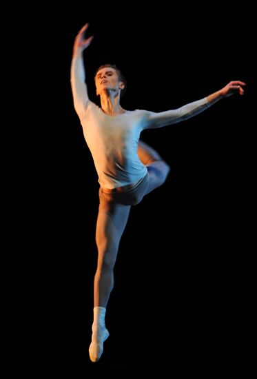 International Ballet Project. Kings of the Dance: Opus 3