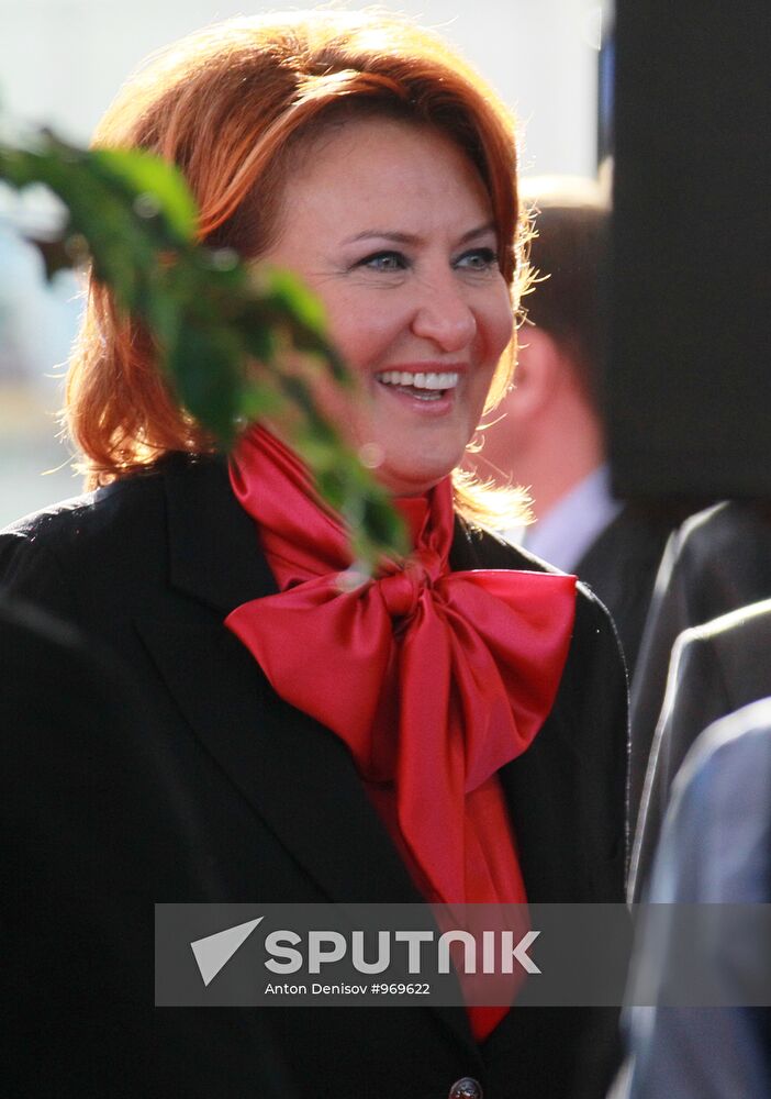 Opening of agro-industrial exhibition "Golden Autumn-2011"