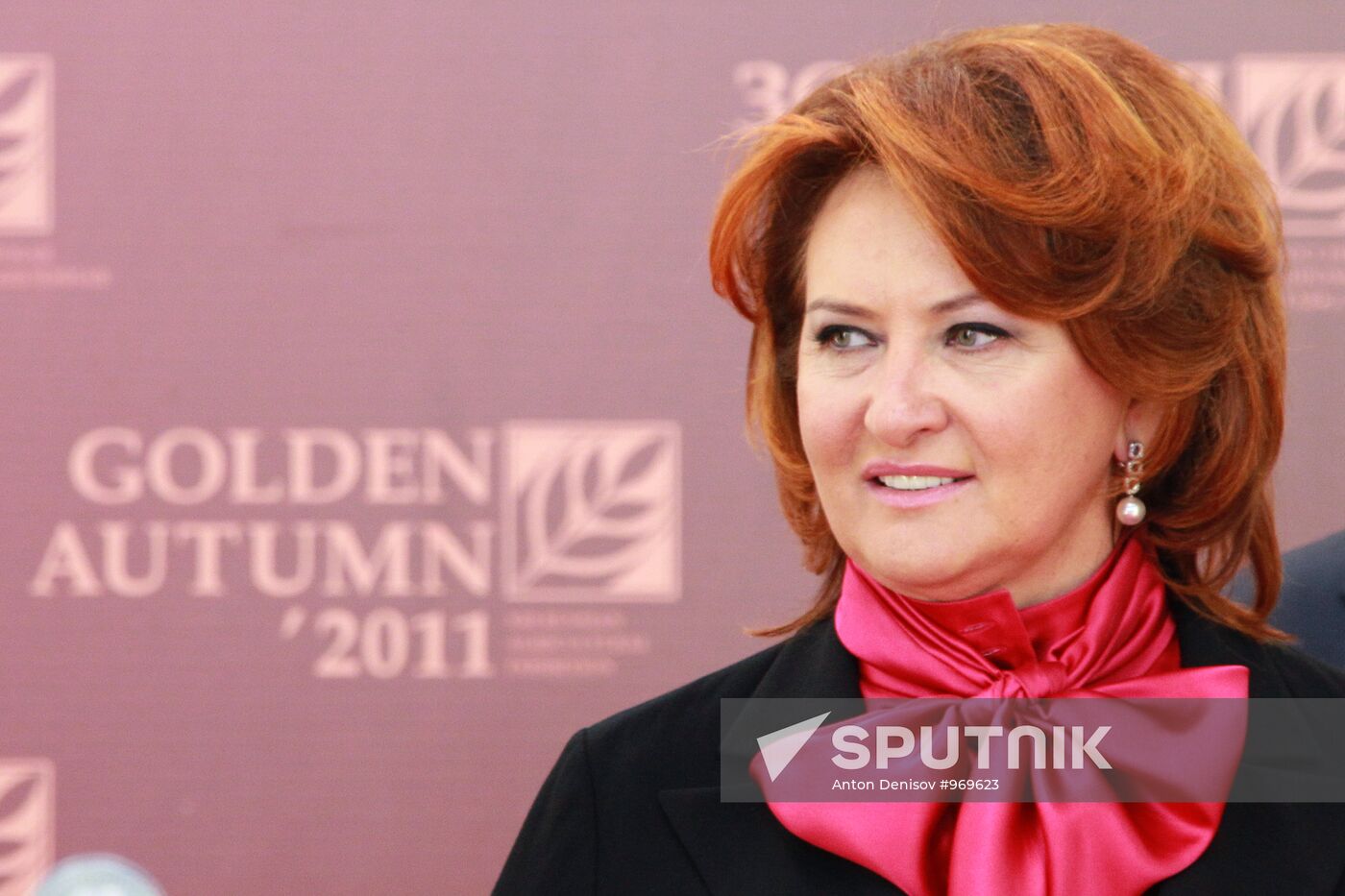Opening of agro-industrial exhibition "Golden Autumn-2011"