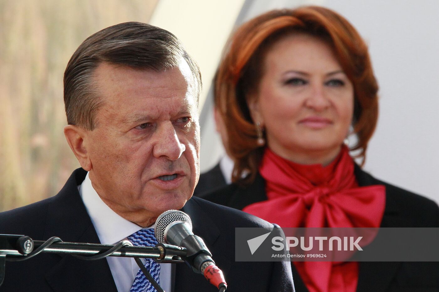 Opening of agro-industrial exhibition "Golden Autumn-2011"