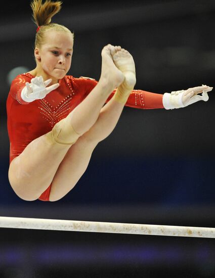 Artistic Gymnastics World Championships 2011. Day Two