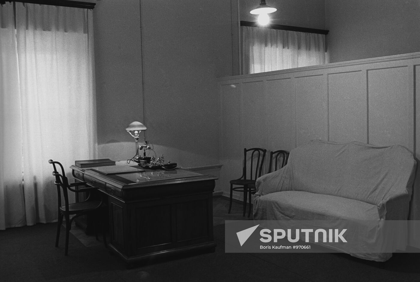 V.Lenin's study in Smolny Institute