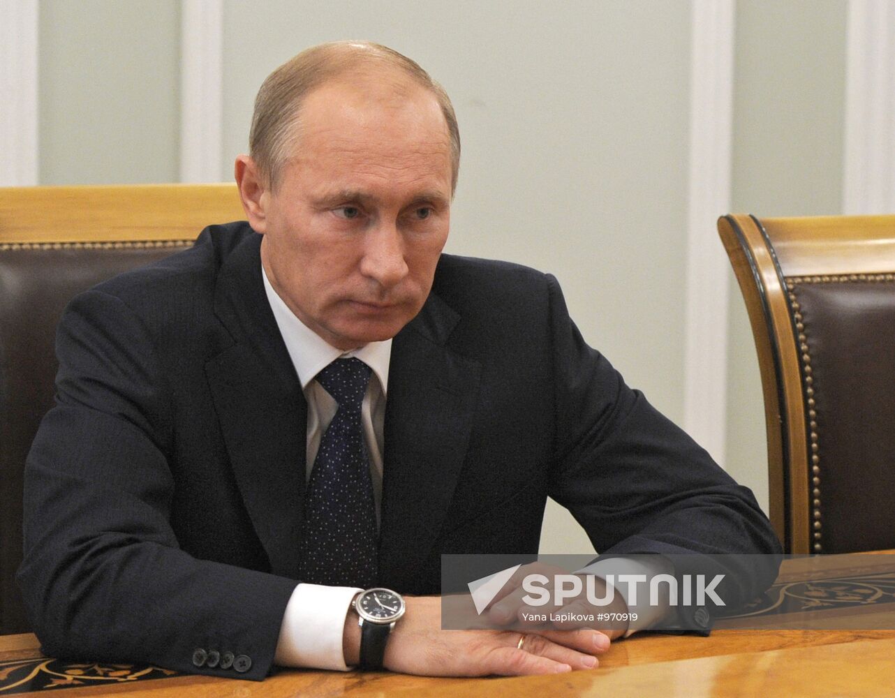Prime Minister Vladimir Putin meets with Almazbek Atanbayev