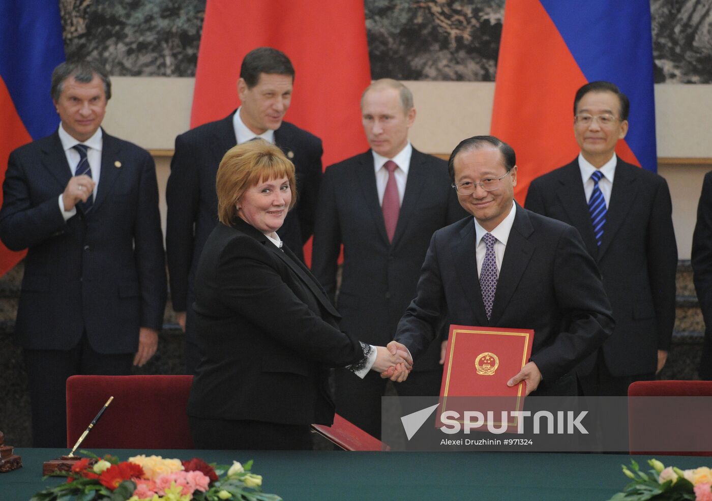 Vladimir Putin visits China