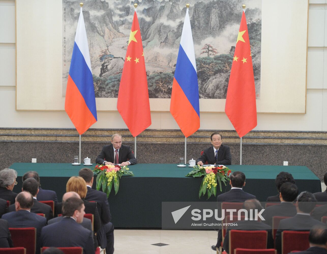 Vladimir Putin visits China