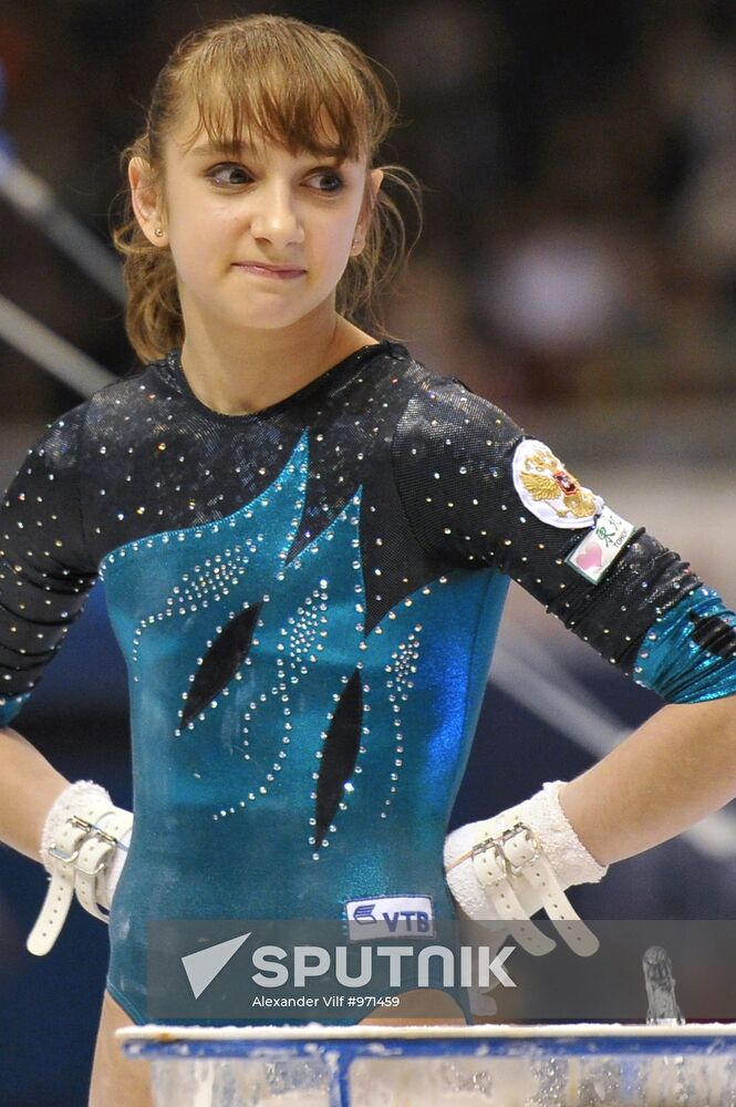 2011 Artistic Gymnastics World Championships. Day Five