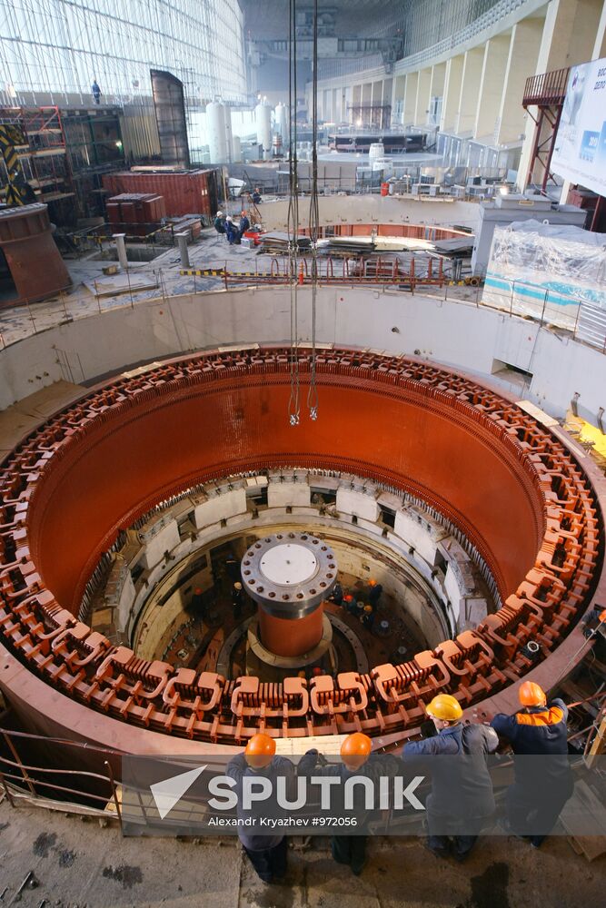 Launch of shore spillway at Sayano-Shushensky HPP