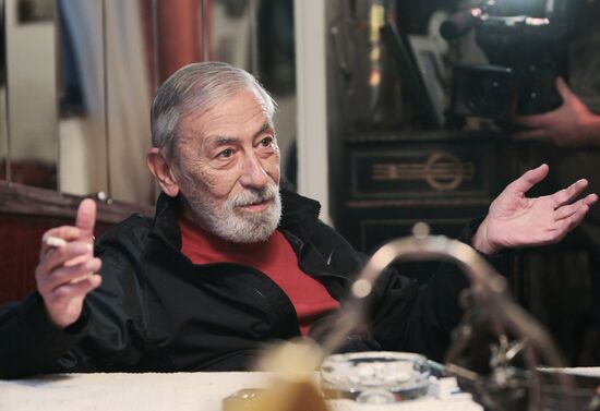 Vakhtang Kikabidze gives interview