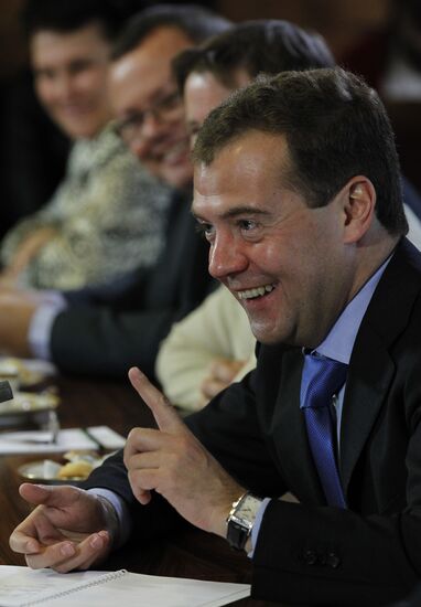 Dmitry Medvedev meets with farmers at Gorki residence