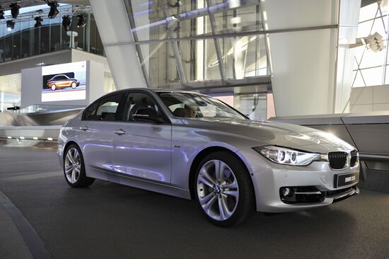BMW presents new generation 3rd series Sedan