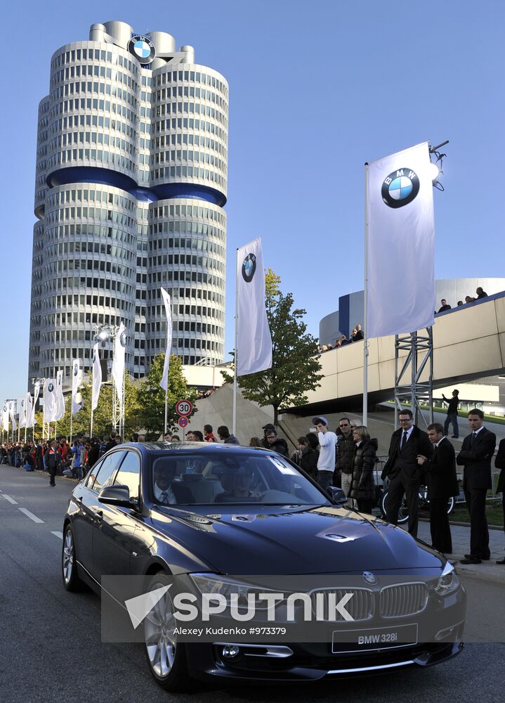 BMW presents new generation 3rd series Sedan