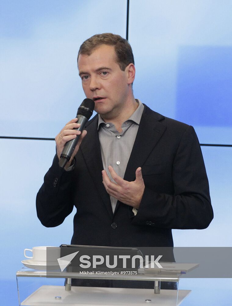 Dmitry Medvedev meets with his supporters