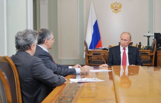 Vladimir Putin gives interview to Russia's central TV channels