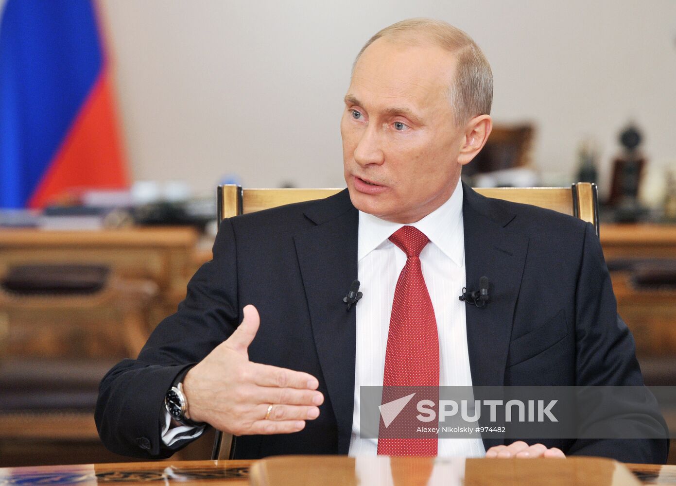 Vladimir Putin gives interview to Russia's central TV channels
