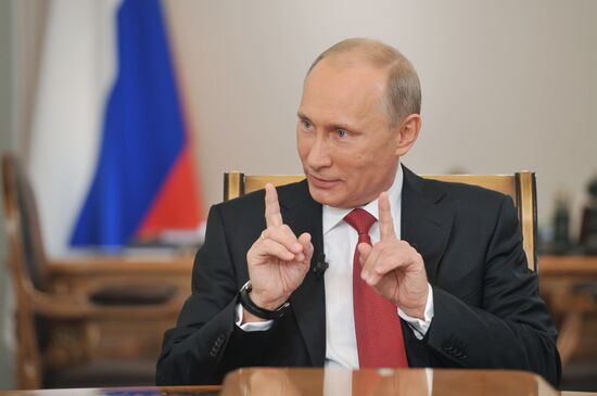 Vladimir Putin gives interview to Russia's central TV channels