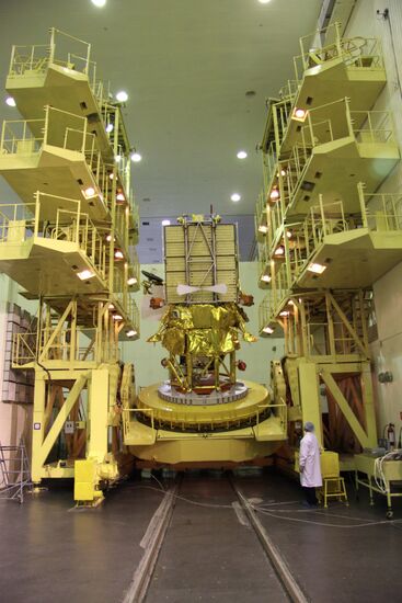 Fobos-Grunt spacecraft at Baikonur space center